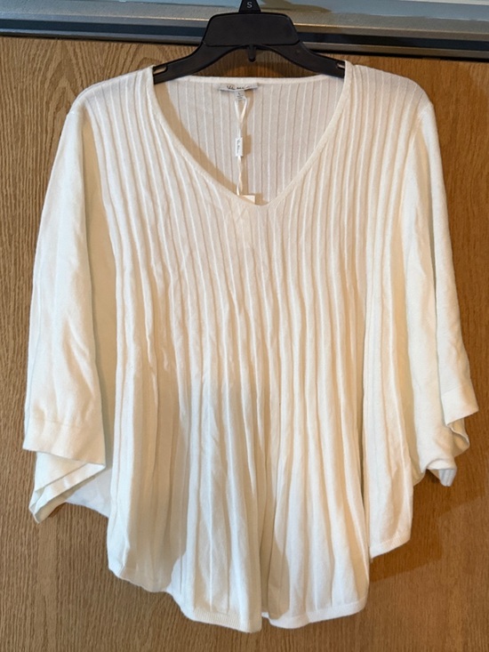Vila Milano Tops - Pleated V‑Neck Cream Tunic Top by Alfani